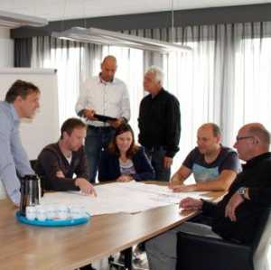 Exel Lemele Bouw B.V. Logo