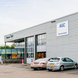 AGC Glashandel Roosendaal Logo