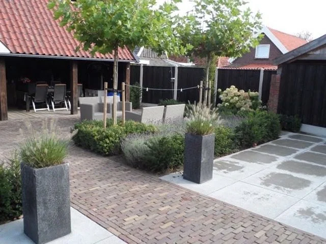 J. Tukkers Bestratingen Logo